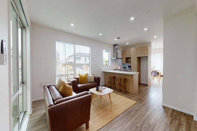 Photo of property in 4a Sherwood Avenue, Te Atatu South, Auckland, 0610