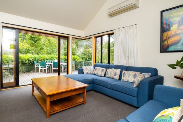 Photo of property in 73 Kopanga Road, Havelock North, 4130