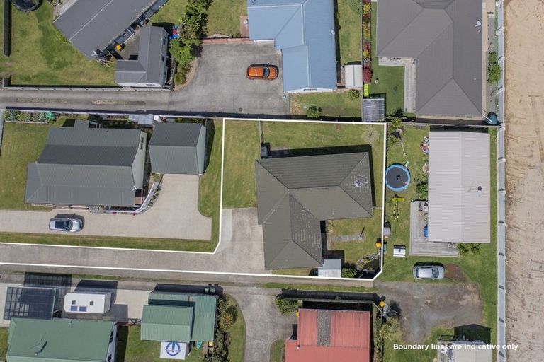 Photo of property in 52a Whitby Avenue, Whitianga, 3510