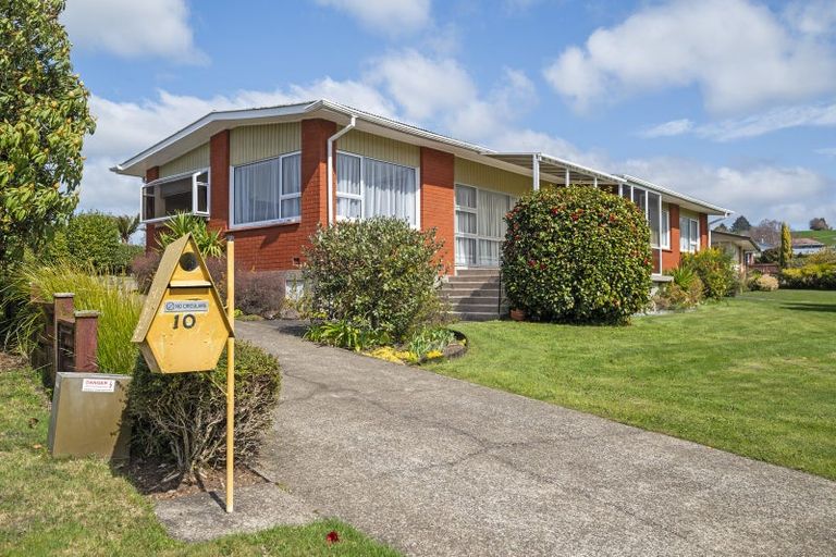 Photo of property in 10 Rameses Place, Pomare, Rotorua, 3015