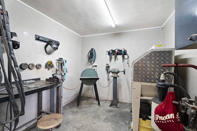 Photo of property in 46 Brian Crescent, Stanmore Bay, Whangaparaoa, 0932