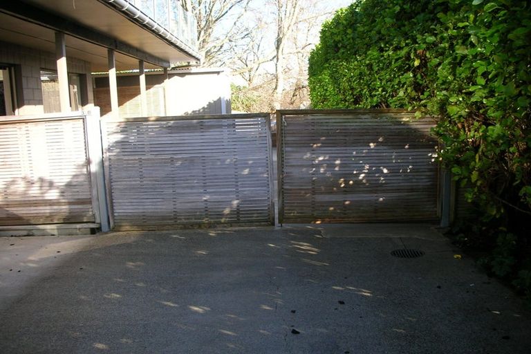 Photo of property in 32a Majesty Place, Half Moon Bay, Auckland, 2012