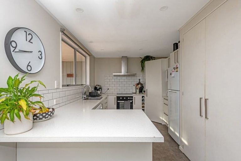 Photo of property in 11 Amberley Avenue, Westbrook, Palmerston North, 4412