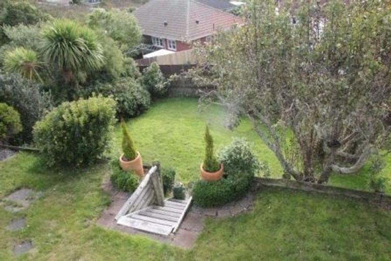 Photo of property in 19 Bankot Crescent, Ngaio, Wellington, 6035