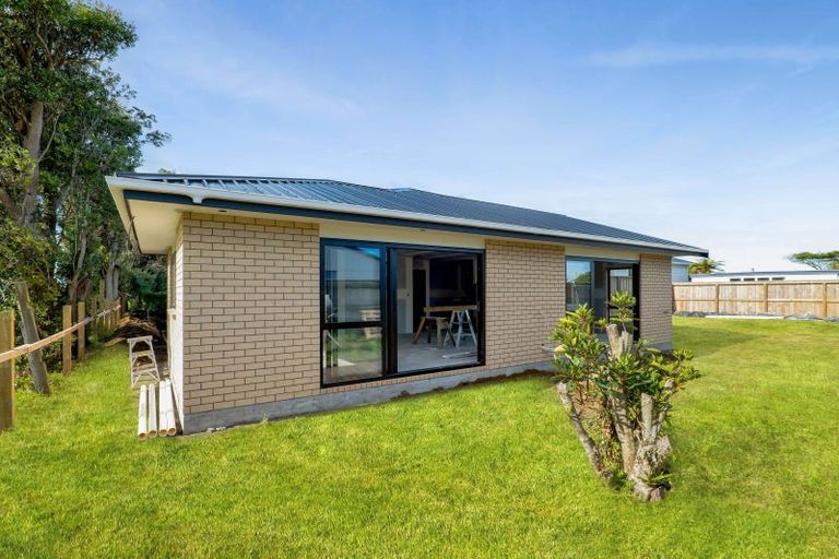Photo of property in 603a Haowhenua Place, Hawera, 4674