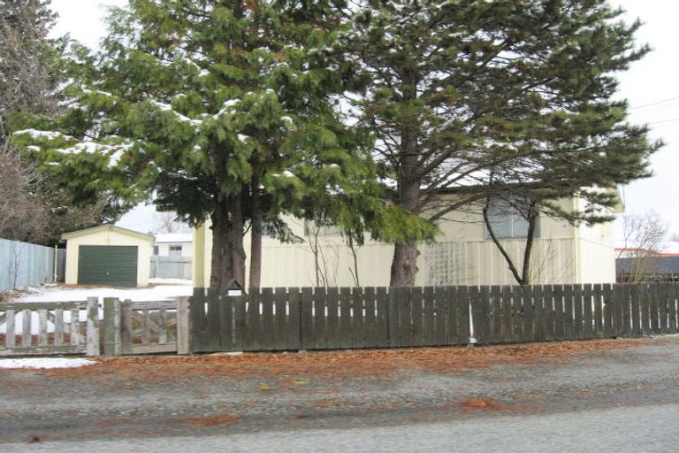 Photo of property in 24 Hallewell Road, Twizel, 7901