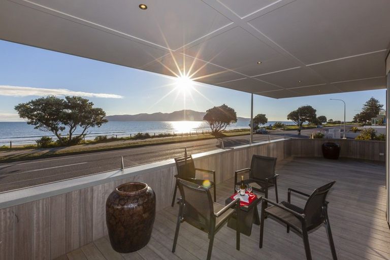 Photo of property in 88 Marine Parade, Paraparaumu Beach, Paraparaumu, 5032