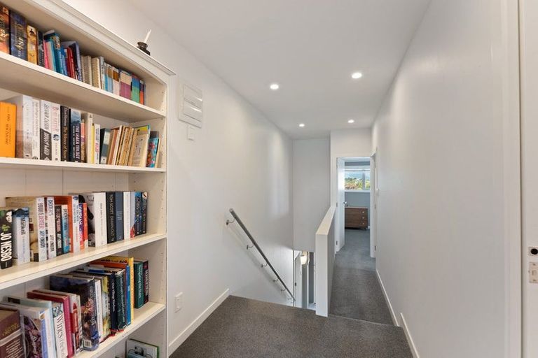 Photo of property in 17 Moana Street, Otaki Beach, Otaki, 5512