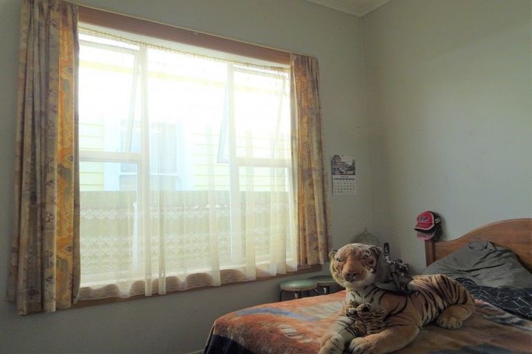 Photo of property in 73 Alexander Street, Greymouth, 7805