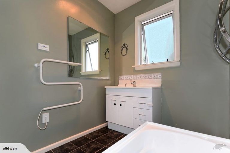 Photo of property in 103 Isleworth Road, Bishopdale, Christchurch, 8053