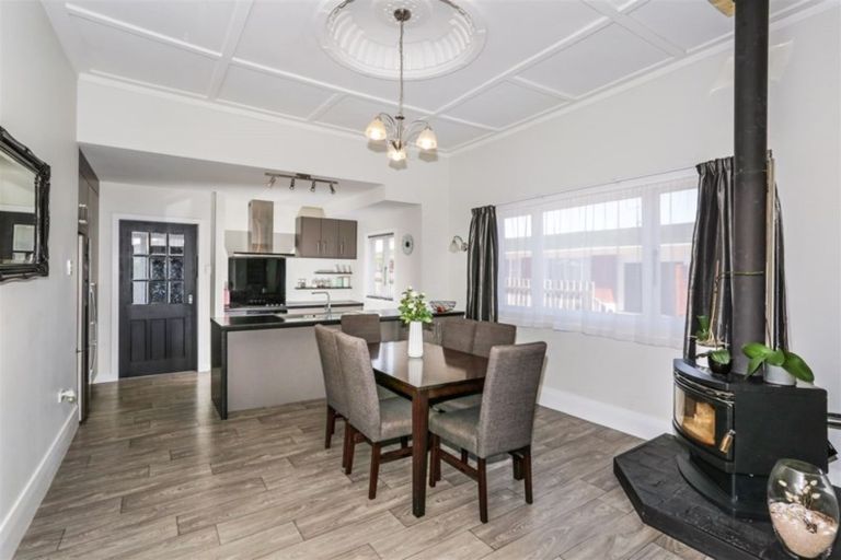 Photo of property in 95 Seddon Street, Pukekohe, 2120