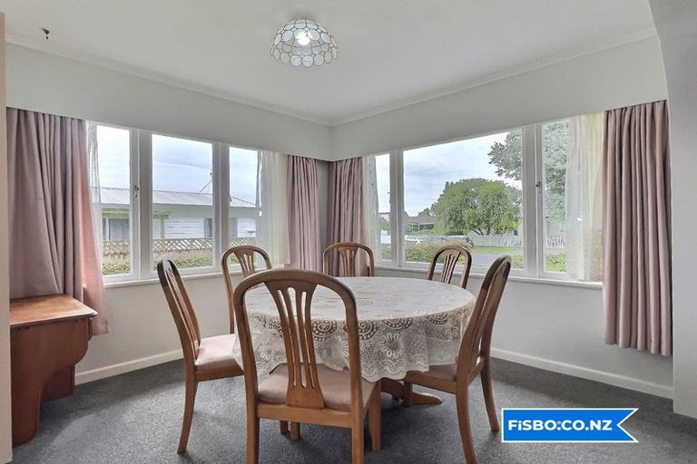 Photo of property in 36 Bowling Road, Greenmeadows, Napier, 4112