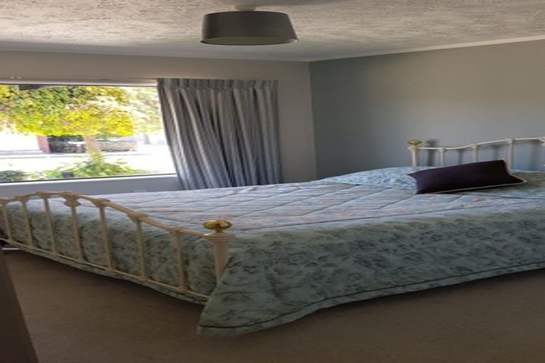 Photo of property in 24 Hetley Crescent, Taradale, Napier, 4112