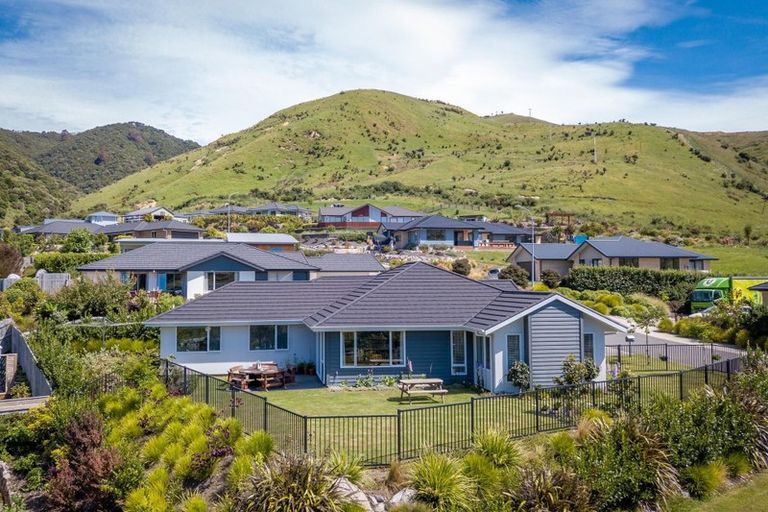 Photo of property in 1 Bristol Lane, Atawhai, Nelson, 7010