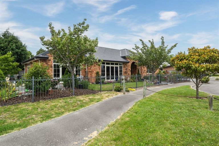 Photo of property in 10 Meeking Place, Aidanfield, Christchurch, 8025