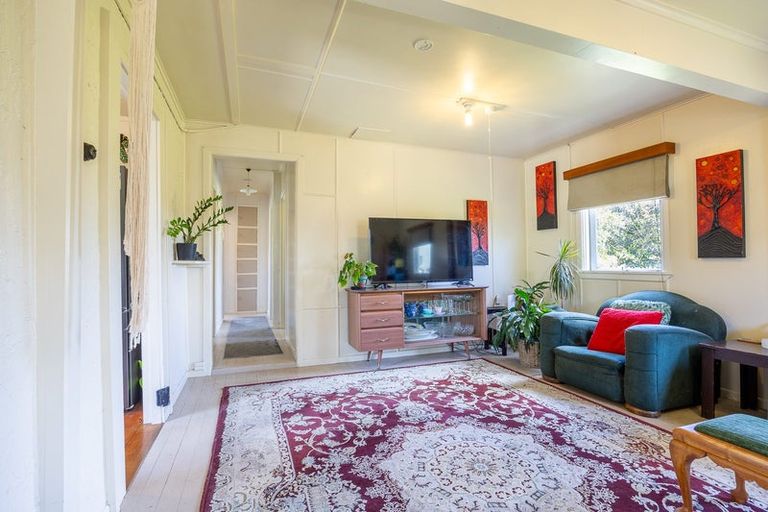 Photo of property in 23 Kelly Street, Baylys Beach, Dargaville, 0377