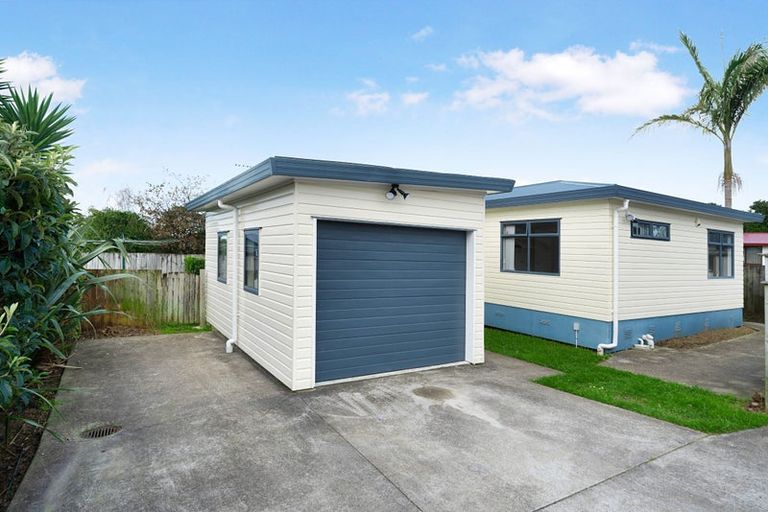 Photo of property in 32d Gifford Road, Papatoetoe, Auckland, 2025