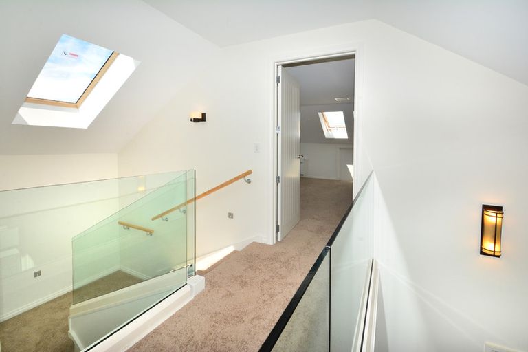 Photo of property in 100 Wingatui Road, Mosgiel, 9024