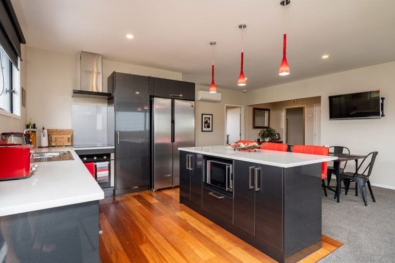 Photo of property in 64 Helenslee Road, Pokeno, 2402