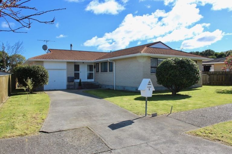 Photo of property in 5 Renata Road, Otaki, 5512