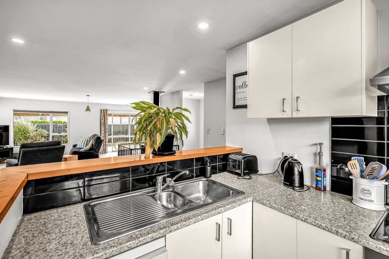 Photo of property in 22 Kowhai Street, Oxford, 7430