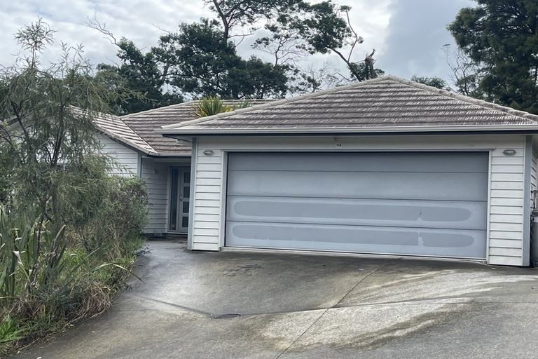 Photo of property in 98 Tiriwa Drive, Massey, Auckland, 0614