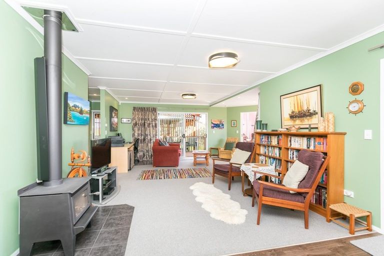 Photo of property in 20 Okupata Road, Oparau, 3878