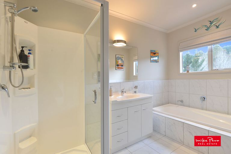 Photo of property in 254a Ngunguru Road, Glenbervie, Whangarei, 0173