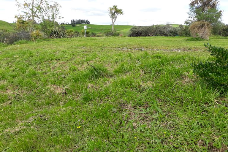 Photo of property in 126 Oneriri Road, Kaiwaka, 0573
