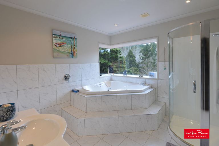 Photo of property in 254a Ngunguru Road, Glenbervie, Whangarei, 0173