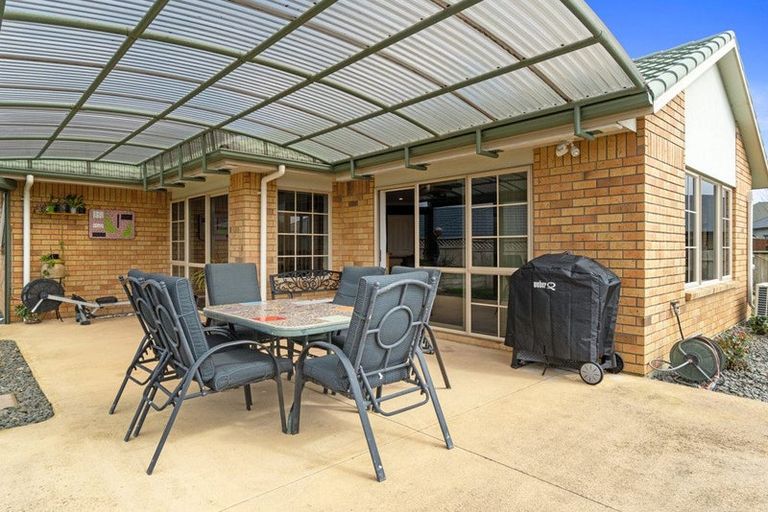 Photo of property in 11 Highgrove Drive, Grandview Heights, Hamilton, 3200