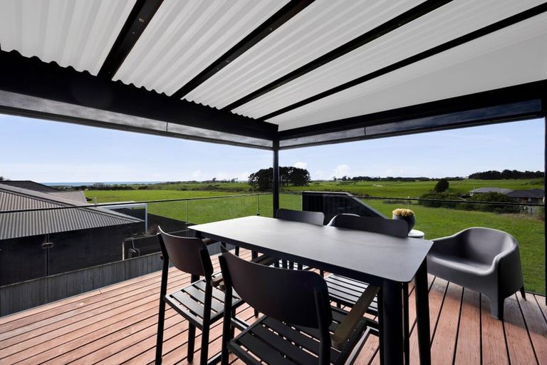 Photo of property in 6 Hawetaone Street, Bell Block, New Plymouth, 4312