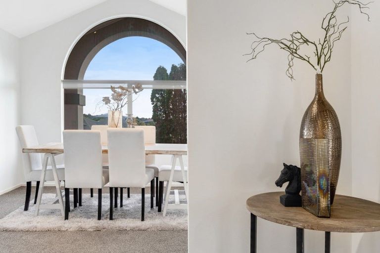 Photo of property in 36 Woodgers Way, Somerville, Auckland, 2014