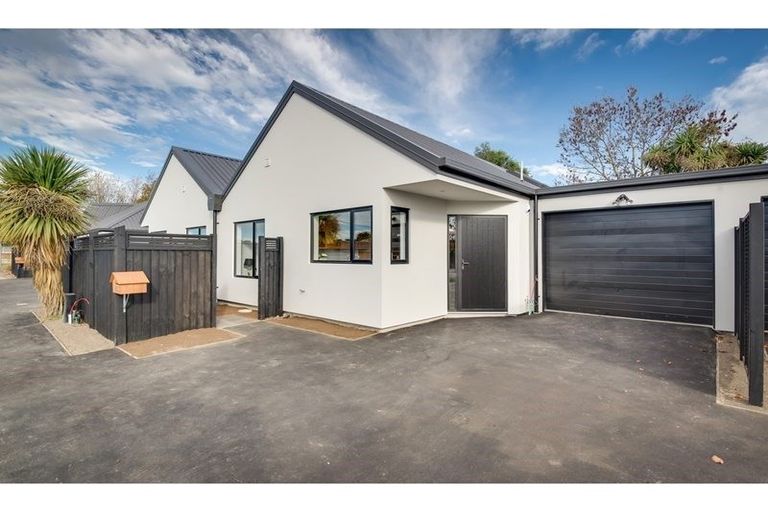 Photo of property in 5 Allard Street, Edgeware, Christchurch, 8013