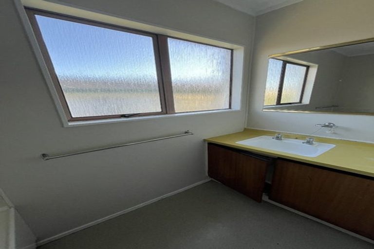 Photo of property in 3/16 Settlement Road, Papakura, 2110