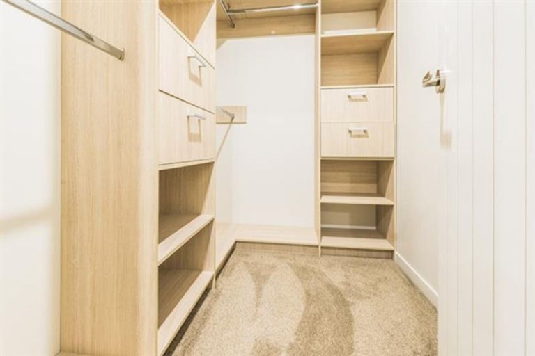 Photo of property in 69 Rosewell Crescent, Flat Bush, Auckland, 2019