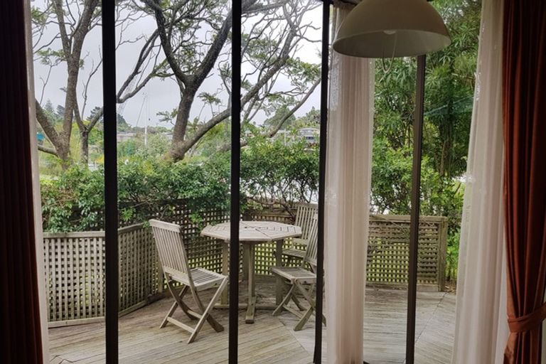 Photo of property in 12 Dayspring Way, Pakuranga, Auckland, 2010