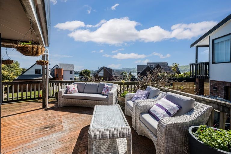 Photo of property in 10 The Crowsnest, Whitby, Porirua, 5024