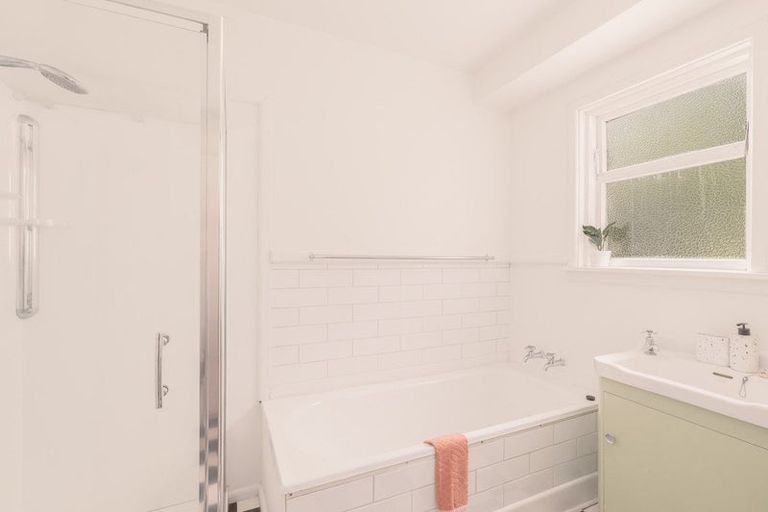 Photo of property in 30 Jacksons Road, Lyttelton, 8082