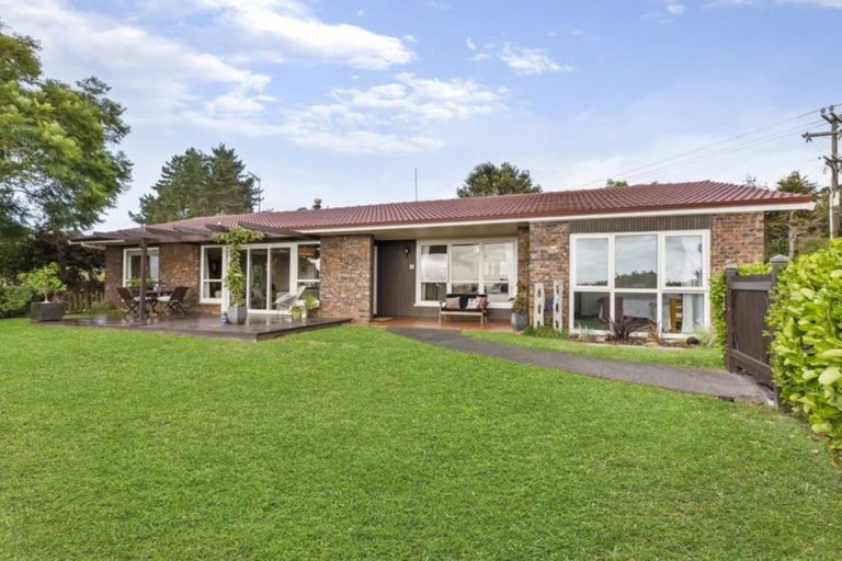 Photo of property in 340 Ponga Road, Opaheke, Papakura, 2584