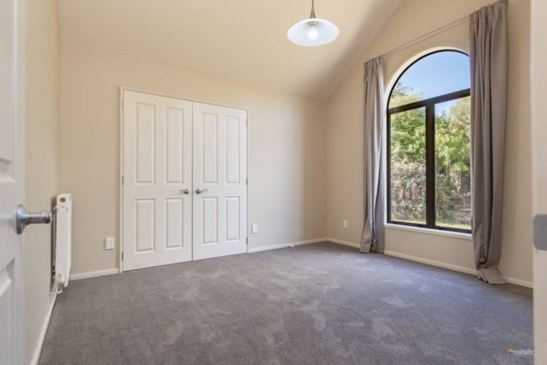 Photo of property in 70 Mount Marua Way, Timberlea, Upper Hutt, 5018