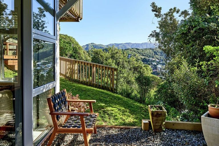 Photo of property in 16 Hudson Street, Island Bay, Wellington, 6023