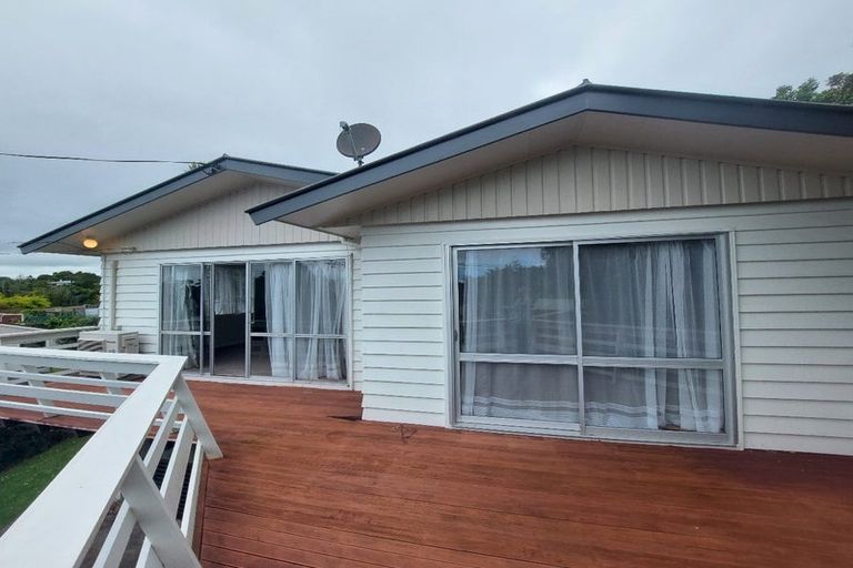 Photo of property in 134g Huatoki Street, Frankleigh Park, New Plymouth, 4310