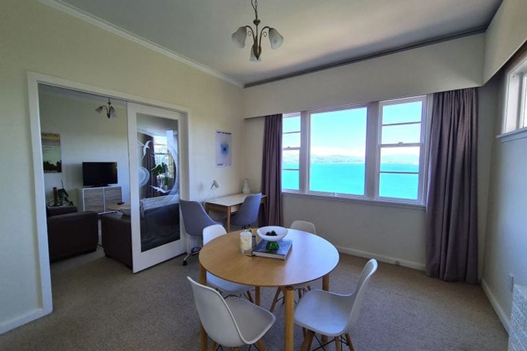 Photo of property in 122 Grafton Road, Roseneath, Wellington, 6011