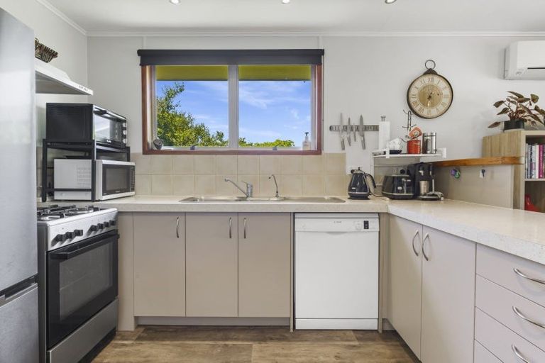 Photo of property in 35 Valley Road, Te Puke, 3119