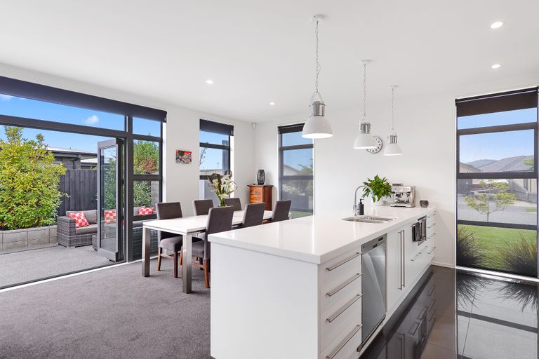 Photo of property in 5 Constance Place, Aidanfield, Christchurch, 8025