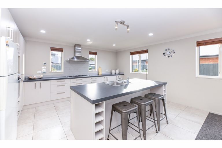 Photo of property in 692a Avonside Drive, Avonside, Christchurch, 8061