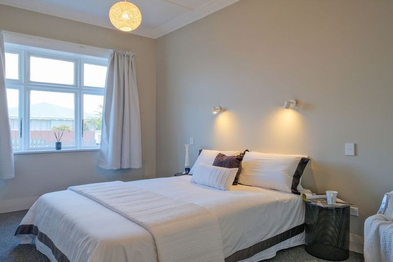 Photo of property in 204 Oxford Street, South Dunedin, Dunedin, 9012