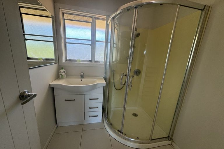 Photo of property in 1/33 Greenhill Crescent, Pakuranga, Auckland, 2010