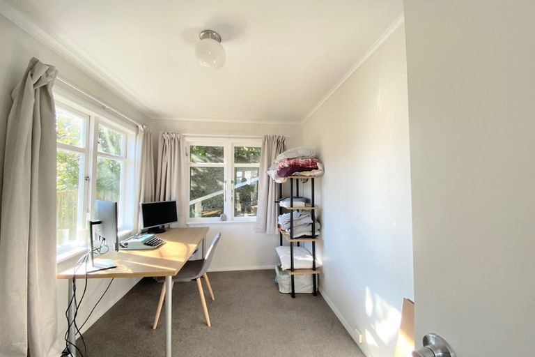 Photo of property in 3 Vautier Avenue, Wadestown, Wellington, 6012